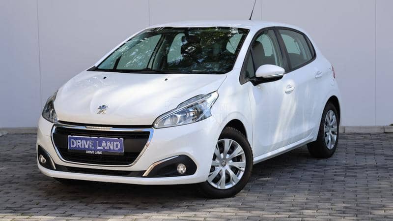 Peugeot 208 1.2 PureTach Peugeot 208 1.2 PureTach