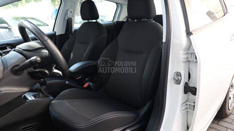 Peugeot 208 1.2 PureTach Peugeot 208 1.2 PureTach