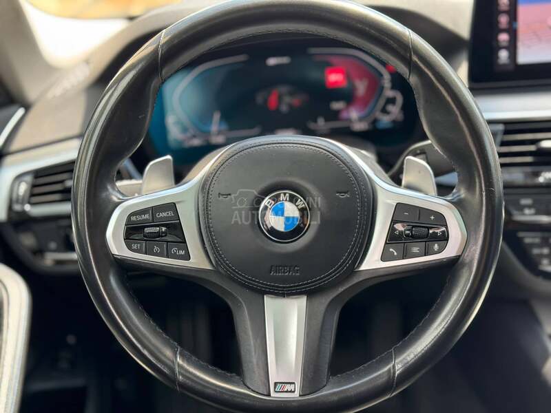 BMW 530 530e M/Pano/Keramika