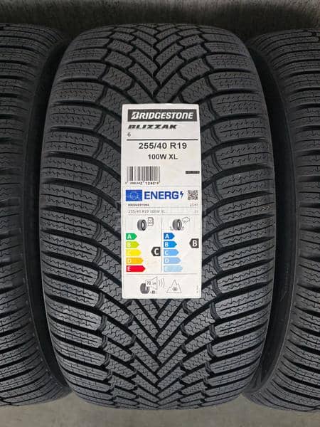 Bridgestone 255/40 R19 Zimska