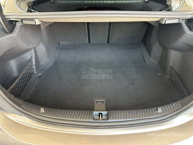 Mercedes Benz C 200 