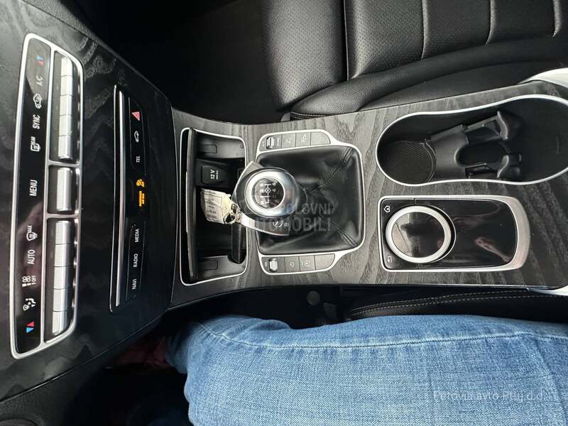 Mercedes Benz C 200 