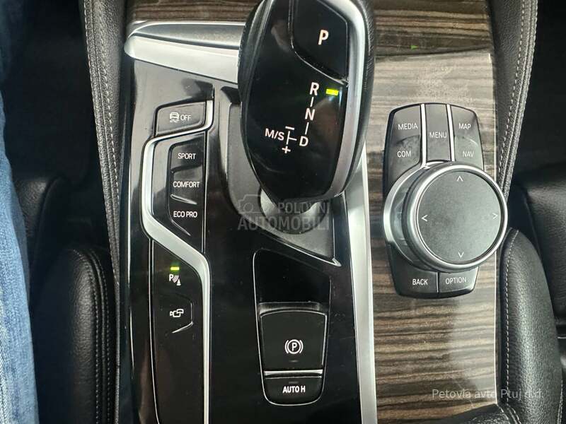 BMW 520 