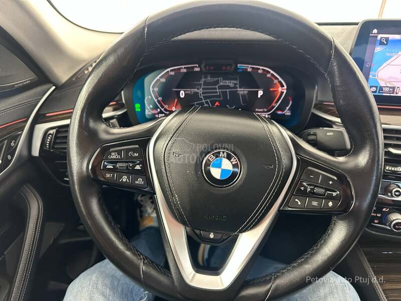 BMW 520 
