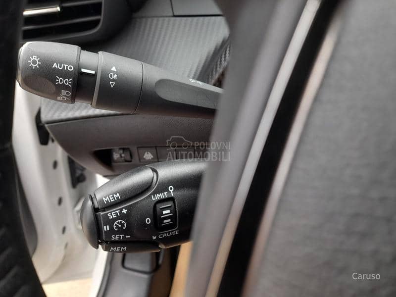 Peugeot 208 1.2 PureTech ACTIVE
