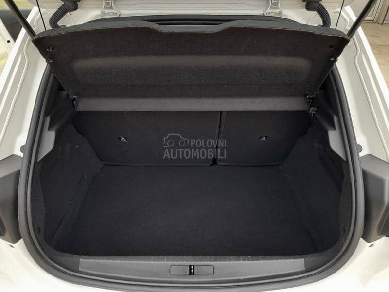 Peugeot 208 1.2 PureTech ACTIVE