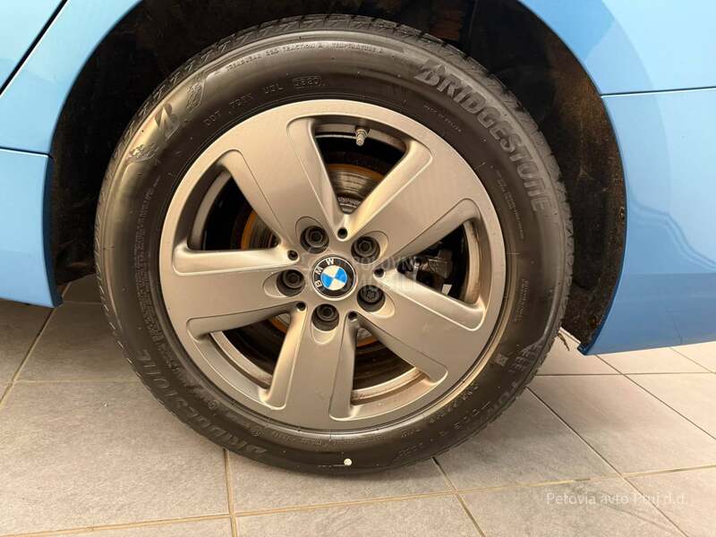 BMW 216 