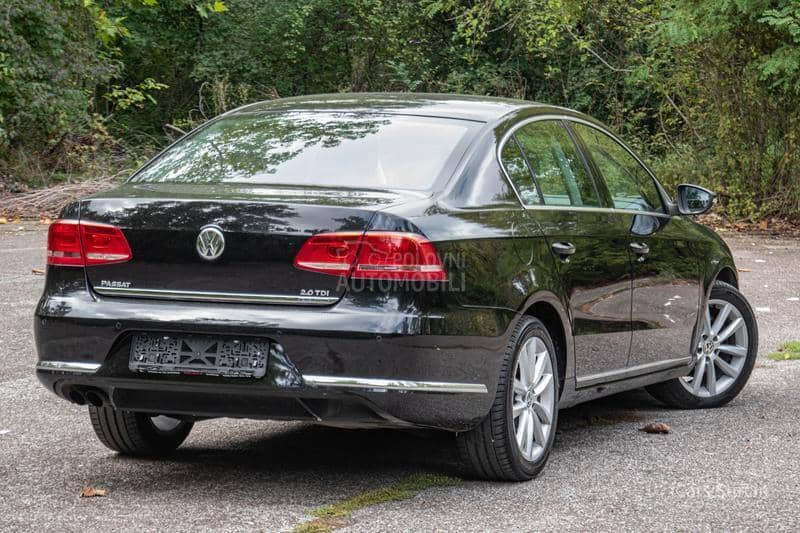 Volkswagen Passat B7 2.0 DSG/HIGHLINE