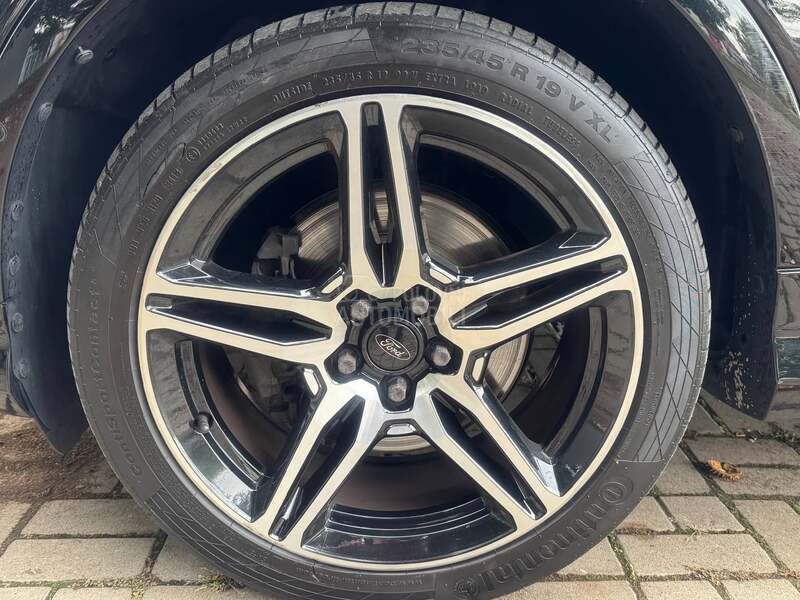 Ford Kuga 2.0TDCI 4x4 VIGNALE