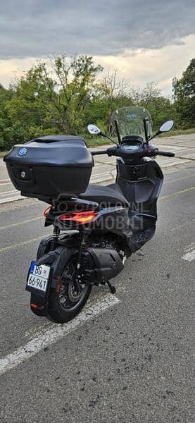 Piaggio Beverly 400 S HPE