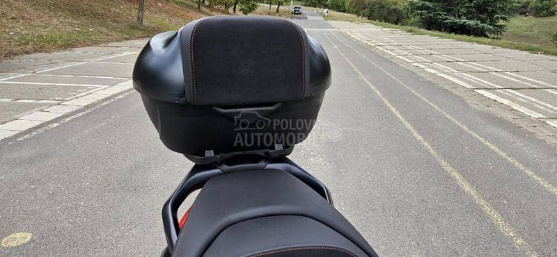 Piaggio Beverly 400 S HPE