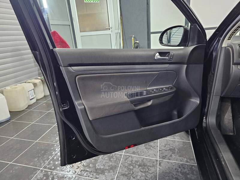 Volkswagen Golf 5 1.9 TDI