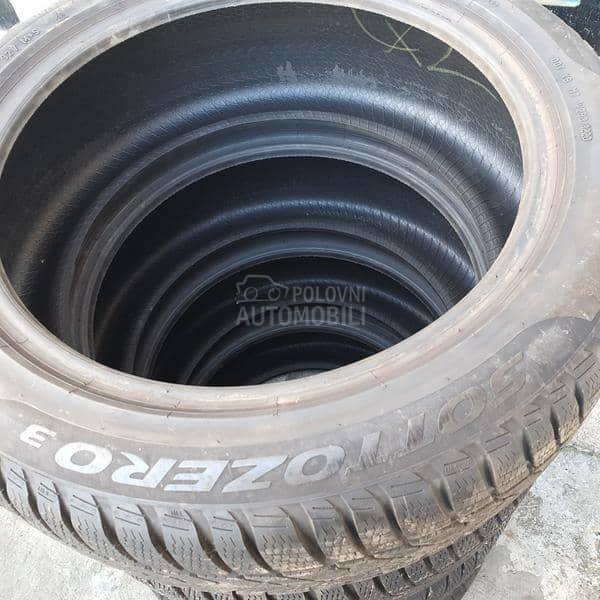 Pirelli 215/50 R18 Zimska