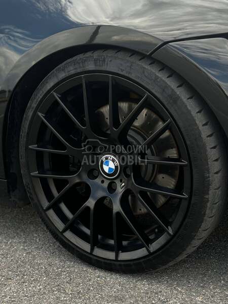 BMW 335 335i