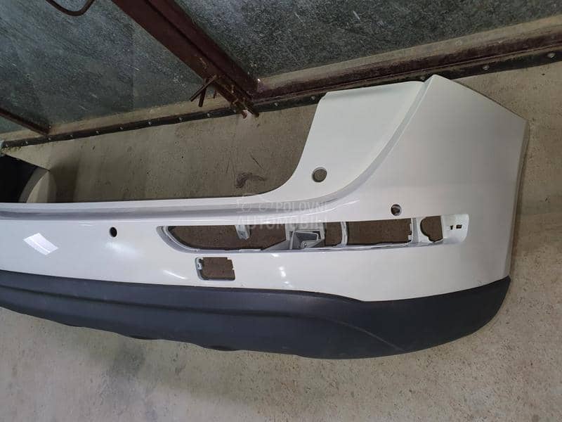 Q5 8R0 FACELIFT BRANIK ZADNJI