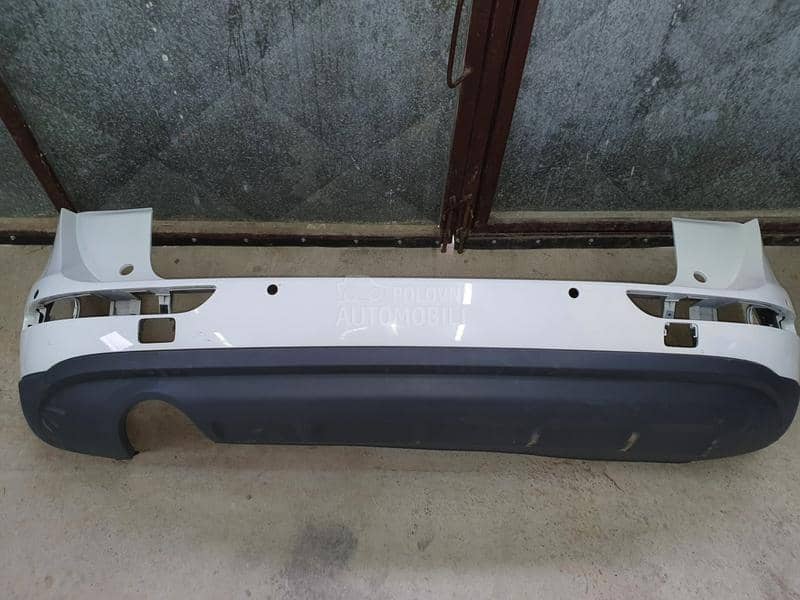 Q5 8R0 FACELIFT BRANIK ZADNJI