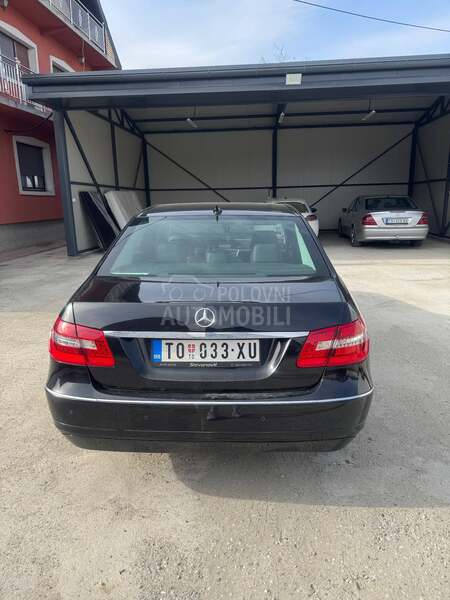Mercedes Benz E 200 2,2