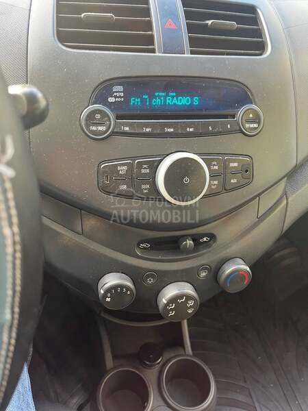 Chevrolet Spark 1.0  16 v 4 cilind