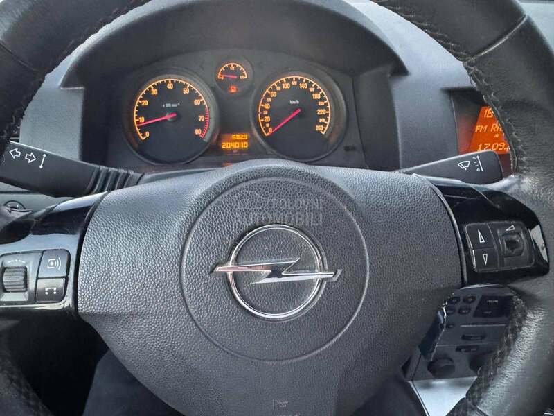 Opel Astra H NOVO