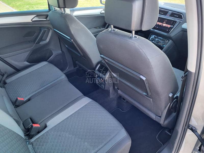 Volkswagen Tiguan COMFORT/DSG/V.SER. Volkswagen Tiguan COMFORT/DSG/V.SER.