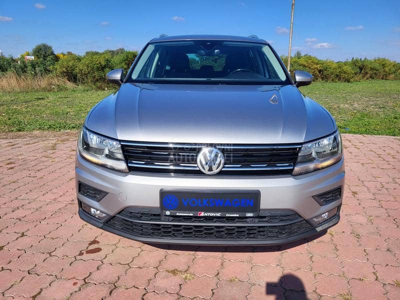Volkswagen Tiguan COMFORT/DSG/V.SER. Volkswagen Tiguan COMFORT/DSG/V.SER.