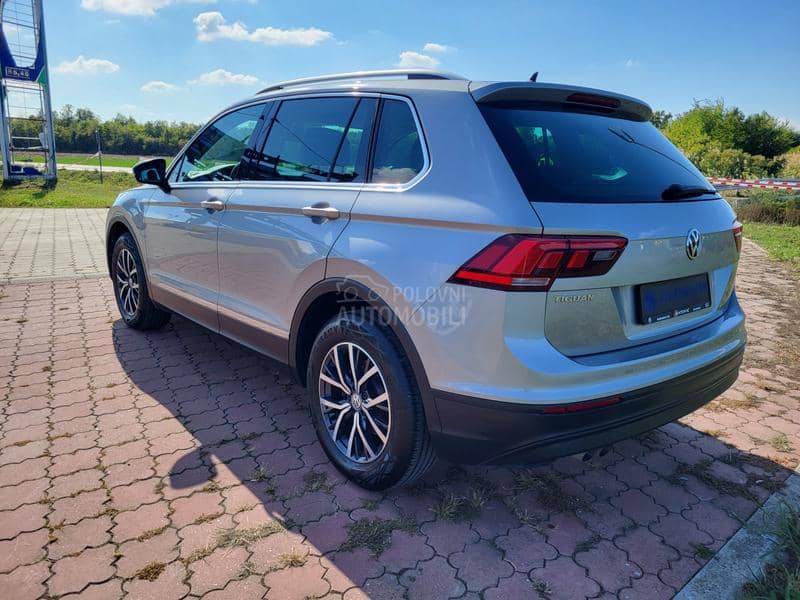 Volkswagen Tiguan COMFORT/DSG/V.SER. Volkswagen Tiguan COMFORT/DSG/V.SER.