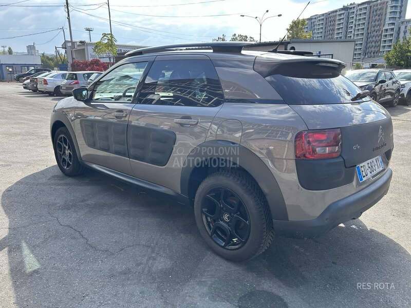 Citroen C4 Cactus 1.2 Shine/Pano