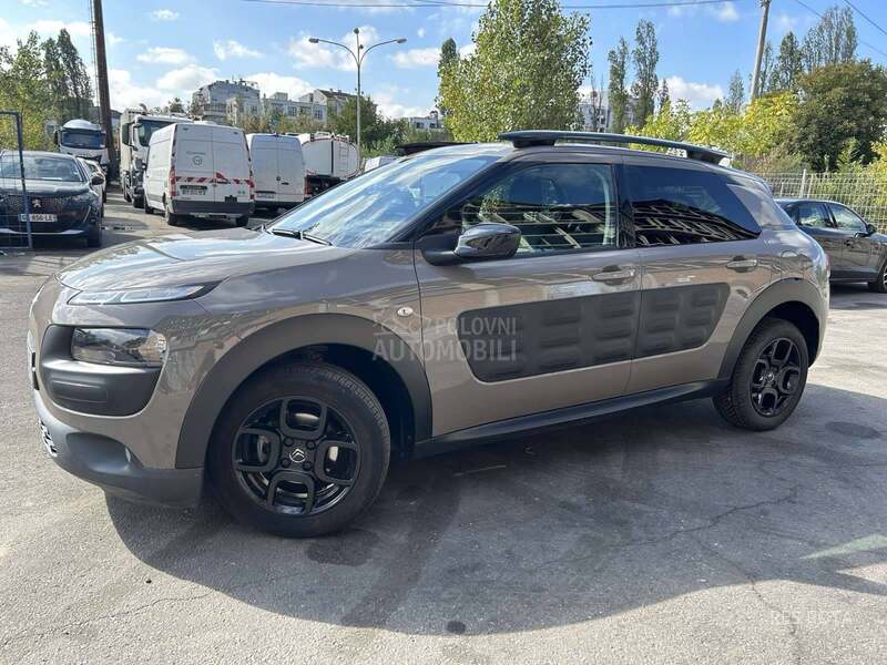 Citroen C4 Cactus 1.2 Shine/Pano