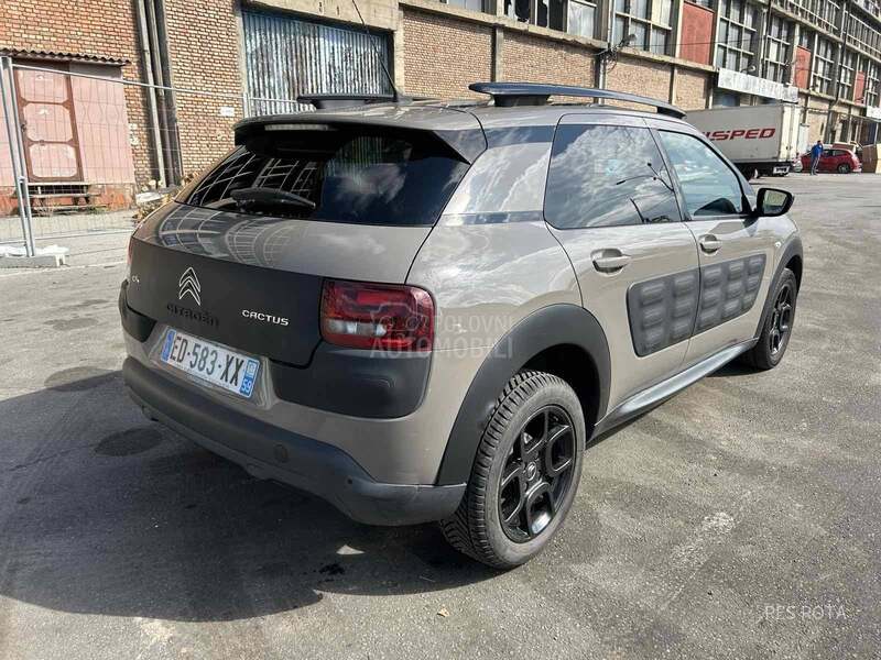 Citroen C4 Cactus 1.2 Shine/Pano