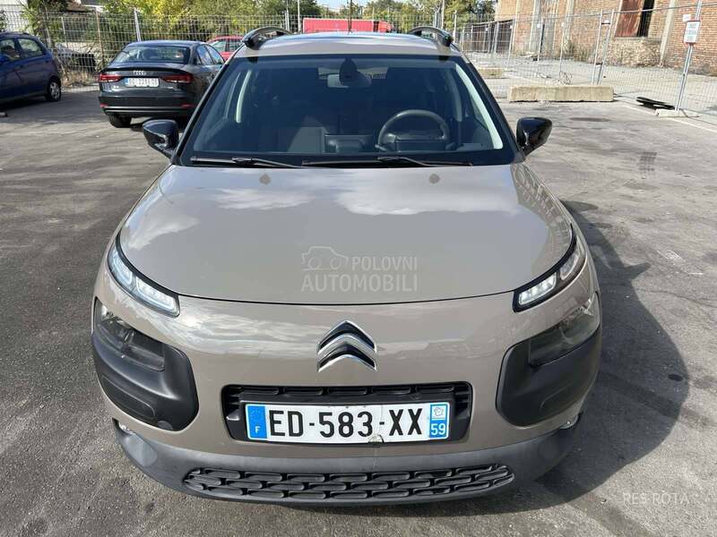 Citroen C4 Cactus 1.2 Shine/Pano