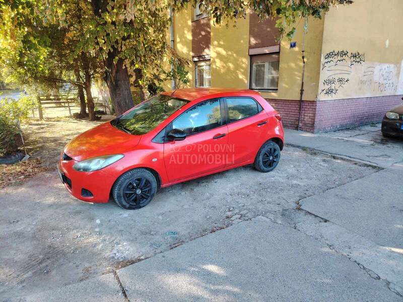 Mazda 2 