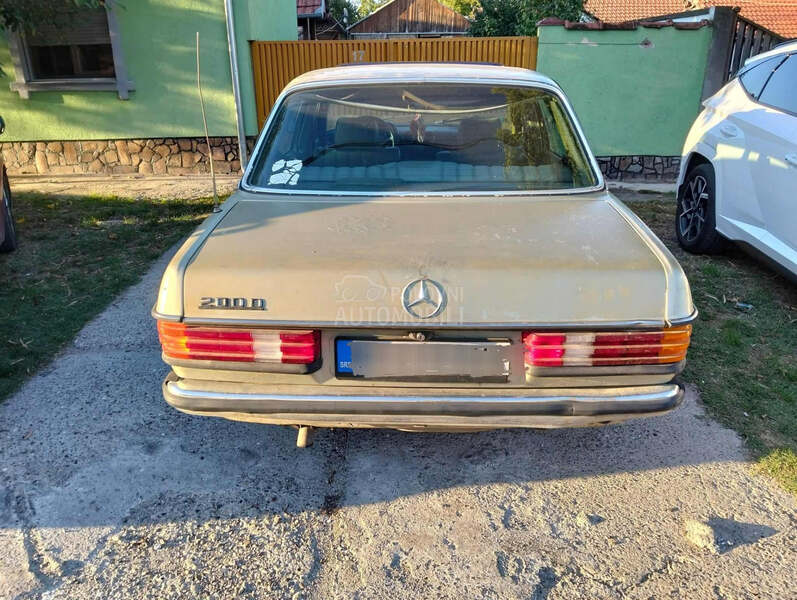 Mercedes Benz W123 200d