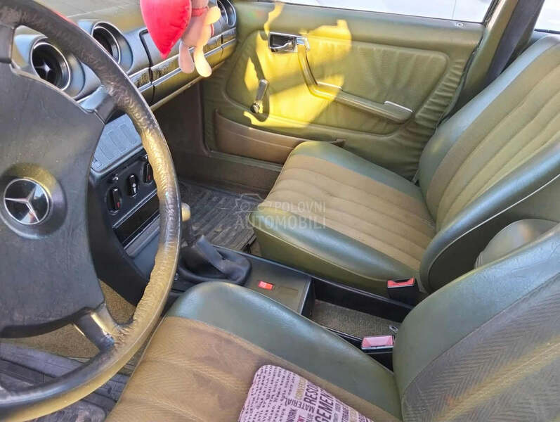 Mercedes Benz W123 200d