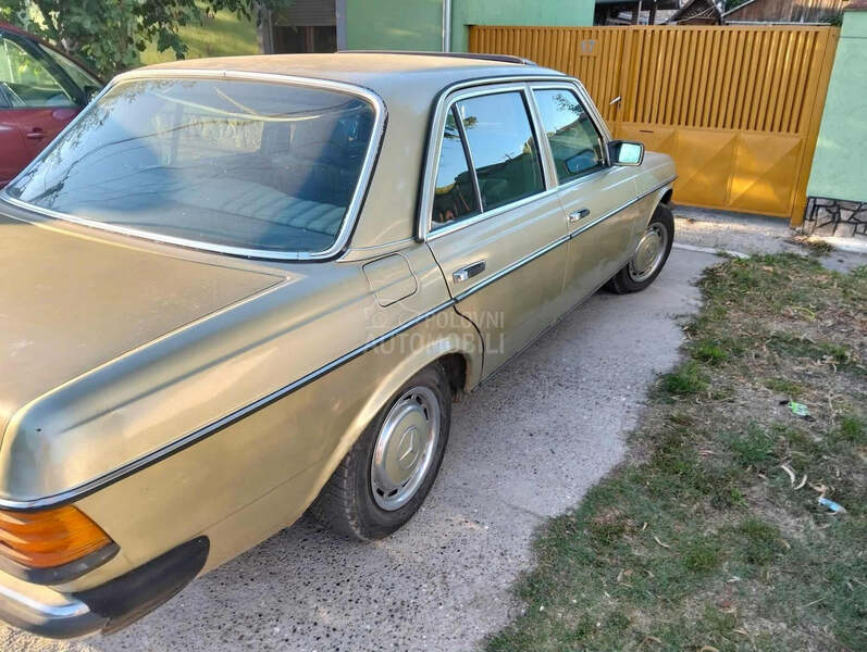 Mercedes Benz W123 200d