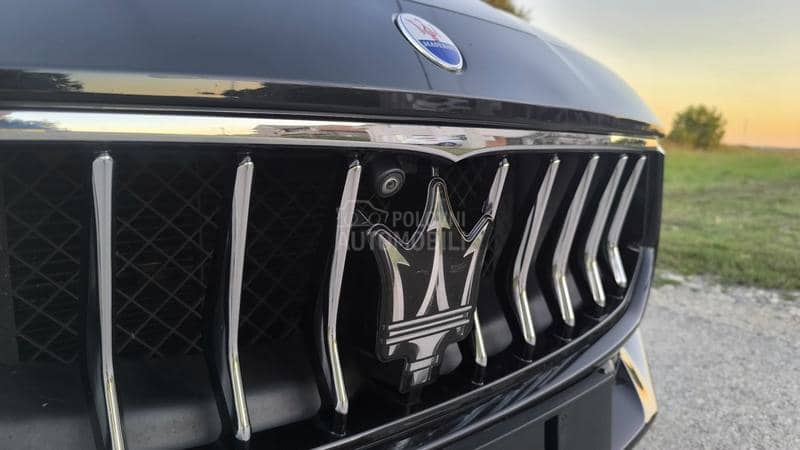 Maserati Ghibli GRAN SPORT