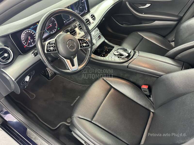 Mercedes Benz E 220 AMG4Matic