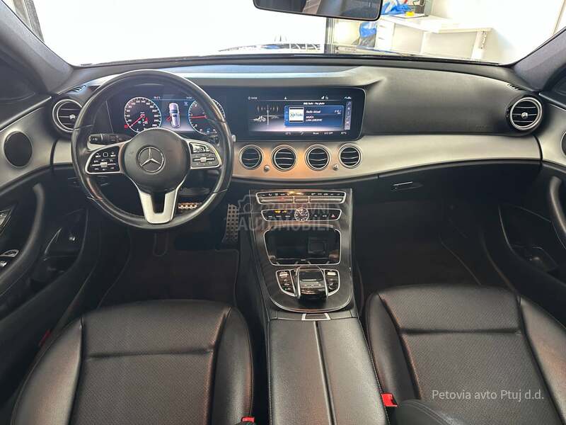 Mercedes Benz E 220 AMG4Matic