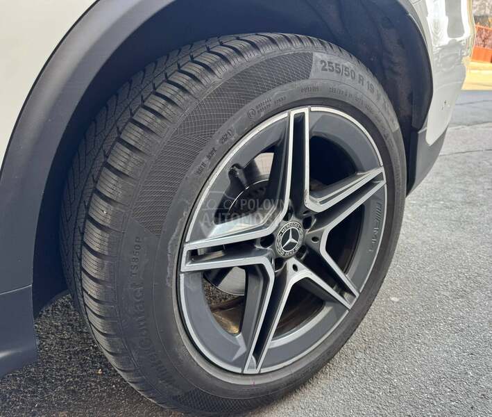 Mercedes Benz GLC 220 D 4MATIC AMG