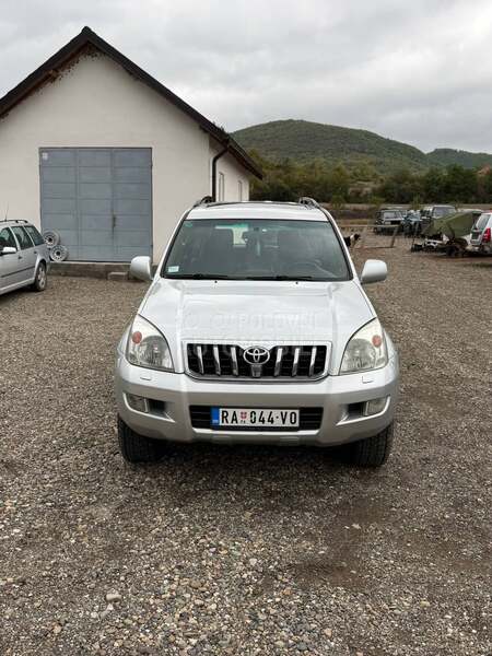 Toyota Land Cruiser j120 prado