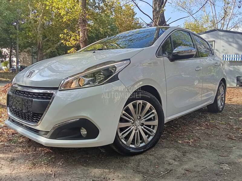 Peugeot 208 8,5,0,0,0.k.m