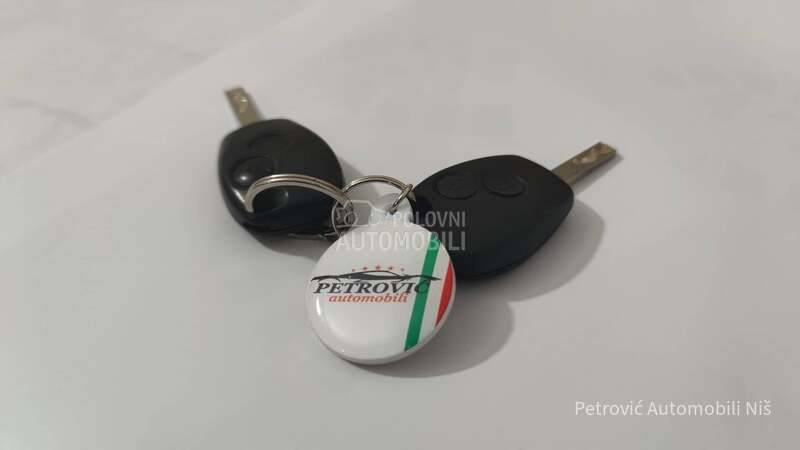 Renault Twingo 1.2b /98 000 K.m/Nov