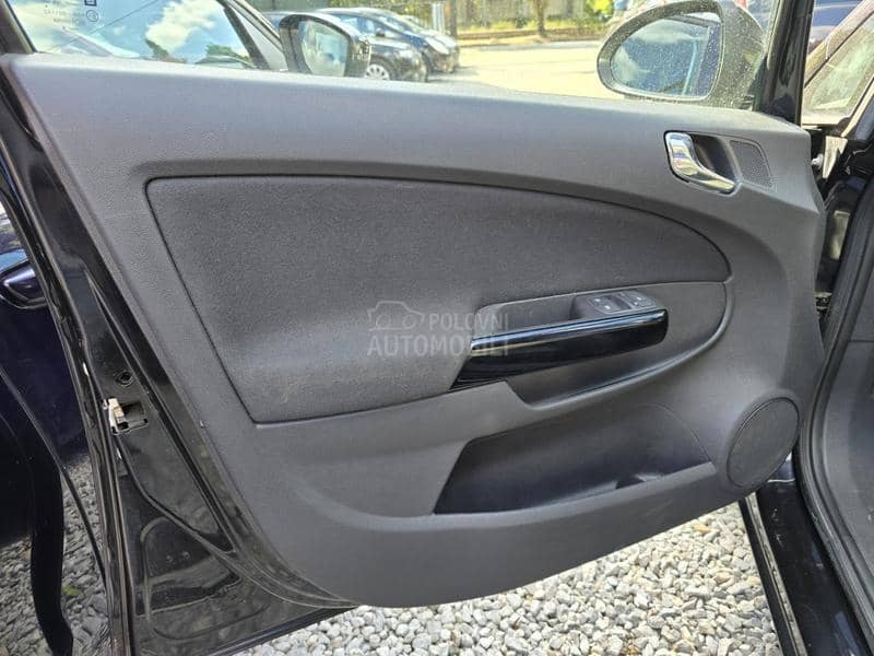 Opel Corsa D 1.2 16v.