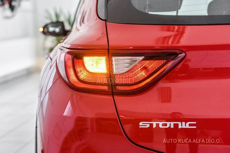 Kia Stonic 1.0 T-GDi URBAN DCT