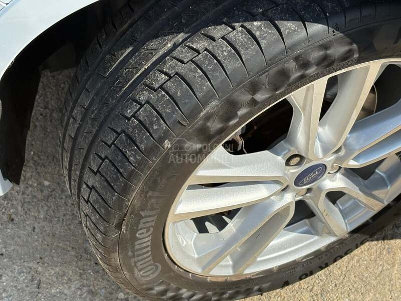 Ford Kuga 2.0 TDCi Titanium CH