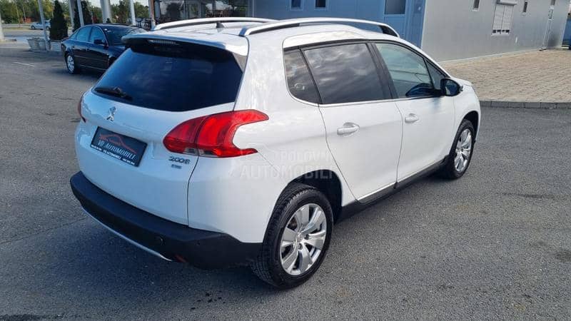 Peugeot 2008 ALLURE Peugeot 2008 ALLURE