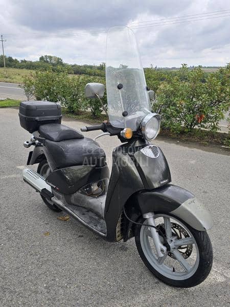 Aprilia Scarabeo 150