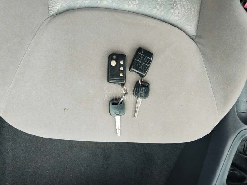 Nissan Almera 1.5