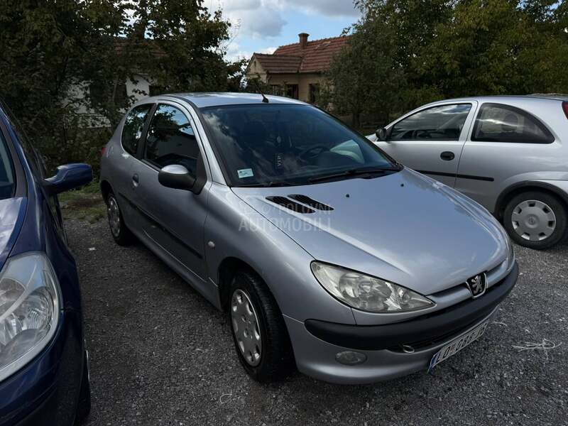 Peugeot 206 