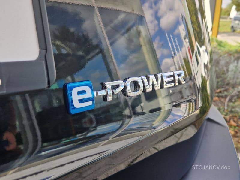 Nissan X-Trail TEKNA E-FORCE