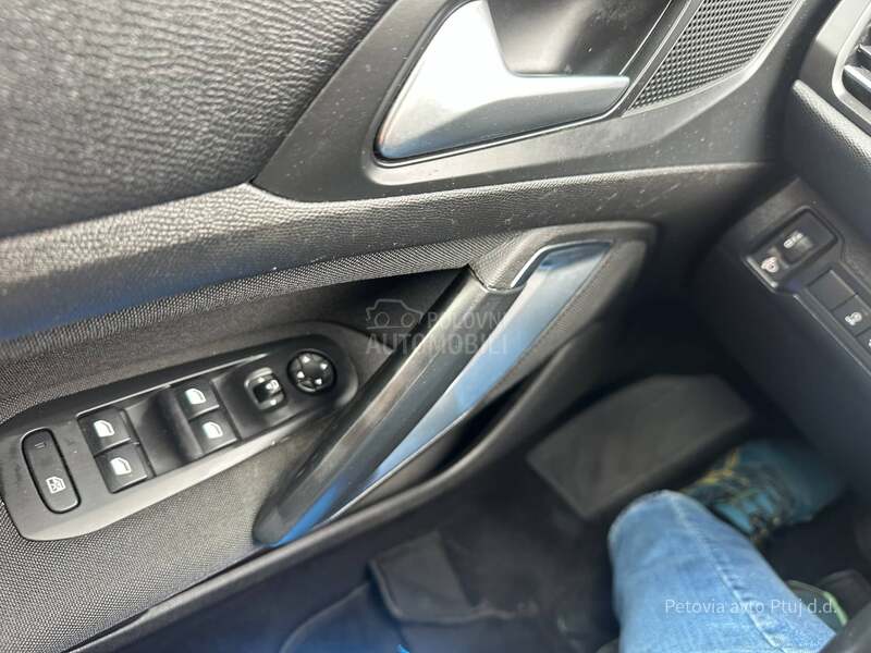 Peugeot 308 1.5BlueHDiACTIVE